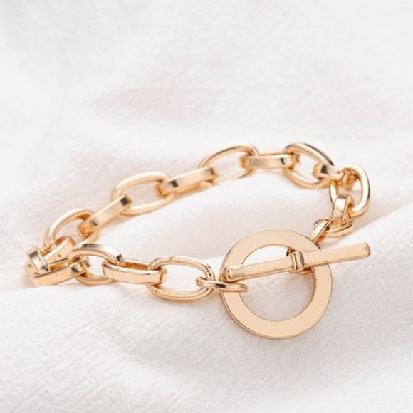 Jewelry - Trendy Simple Toggle Gold Chain Bracelet